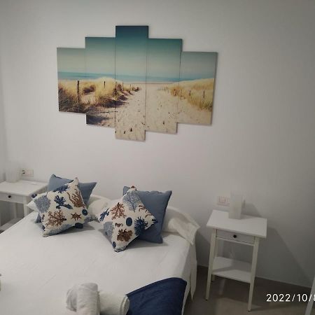 Brisas Del Medano Apartment Exterior photo