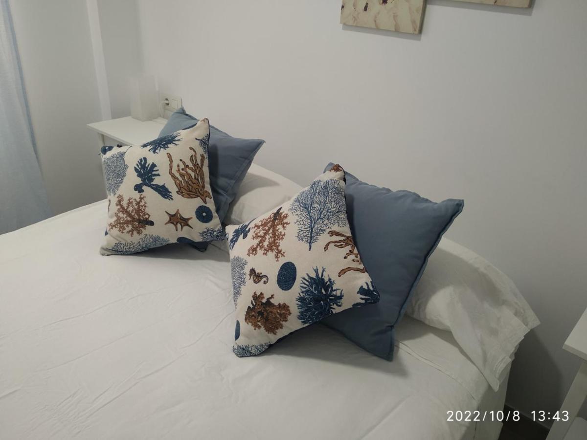 Brisas Del Medano Apartment Exterior photo