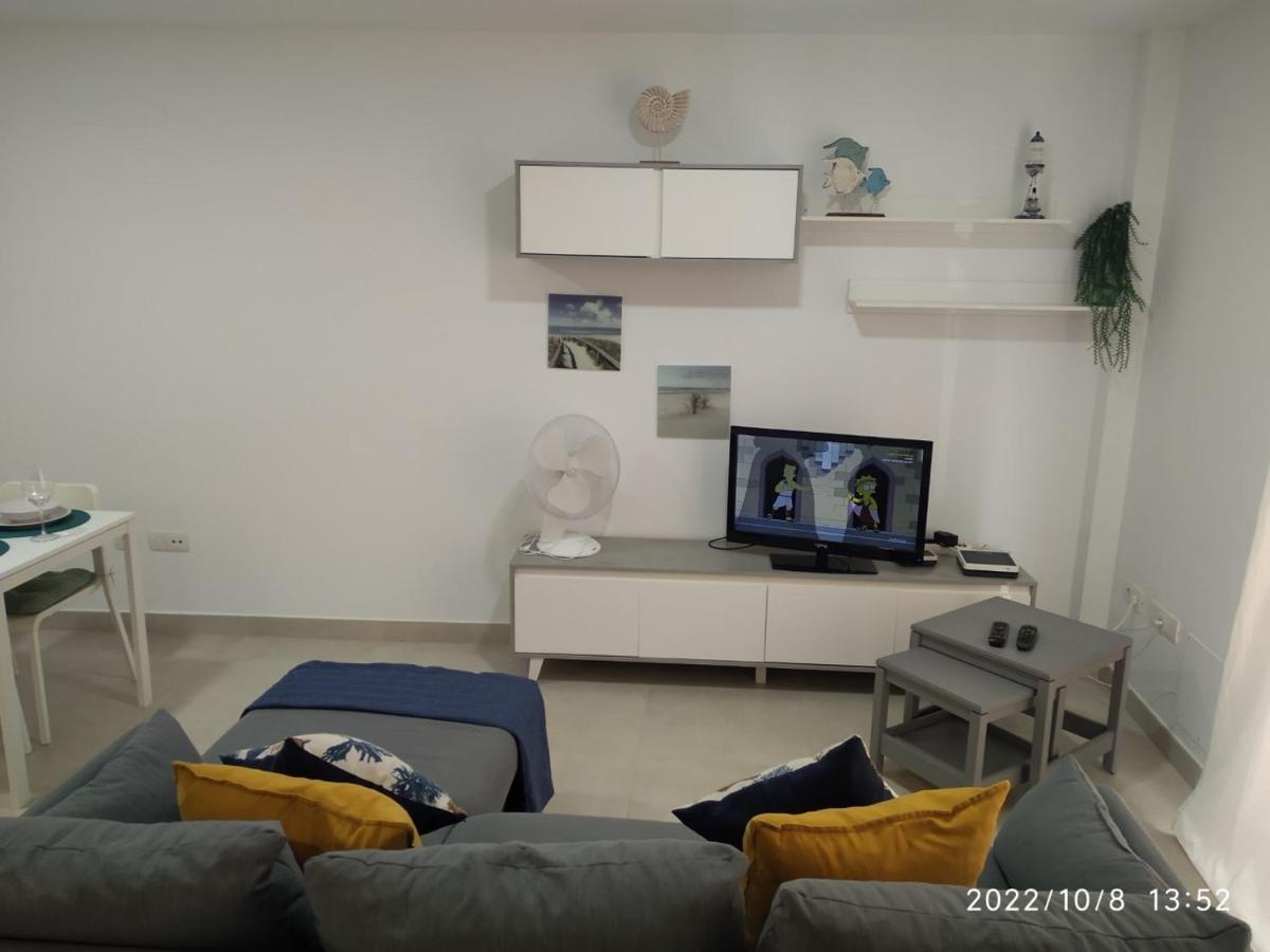 Brisas Del Medano Apartment Exterior photo